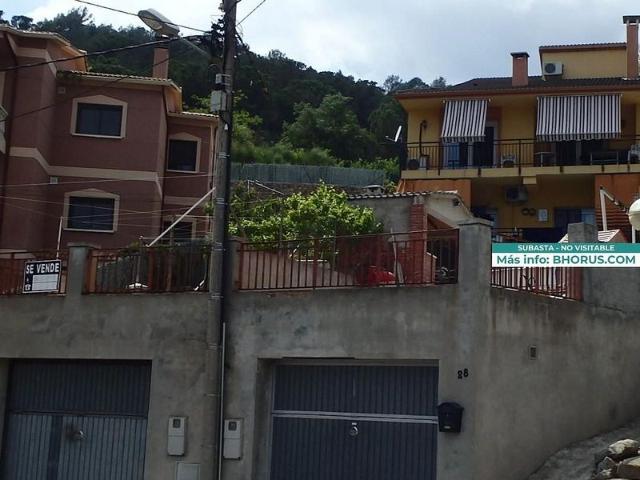 Chalet en venta en avenida Capellades, Torre de Claramunt, La, de 173 m² 4 habitaciones por 121.000