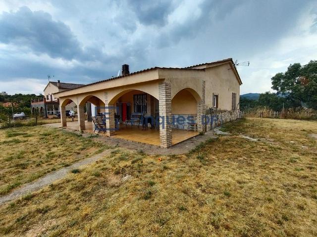 Chalet en venta en avenida De Argimont, Riudarenes, de 79 m² 4 habitaciones por 160.000