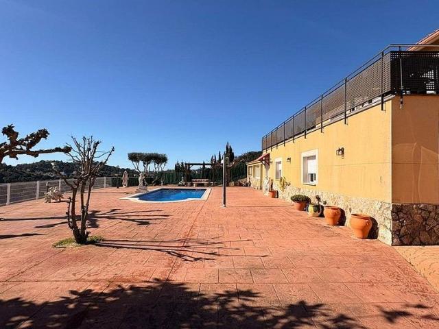 Chalet en venta en avenida De la Senyera, Lloret de Mar, de 217 m² 4 habitaciones por 440.000