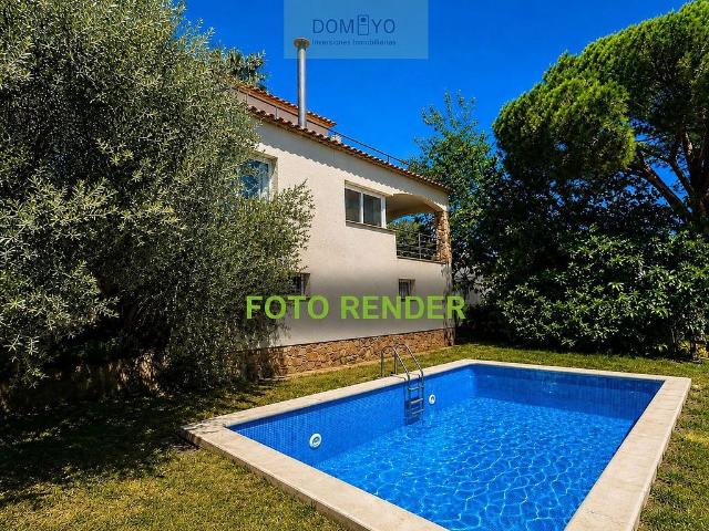 Chalet en venta en avenida Del Rosselló, Calonge, de 225 m² 4 habitaciones por 670.000