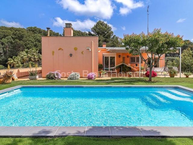 Chalet en venta en avenida Montras, Calonge, de 391 m² 5 habitaciones por 795.000