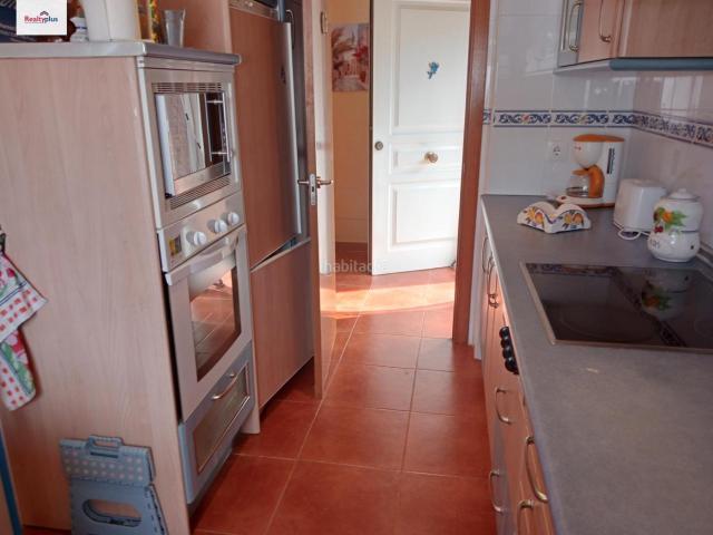 Chalet en venta en Ávila, Hervencias Altas El Pinar. Chalets.