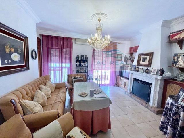Chalet en venta en Ayamonte, Ayamonte ciudad. CASA EN PLENO CENTRO DE AYAMONTE. Chalets.