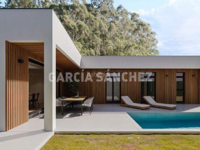 Chalet en venta en Boiro. Chalets.