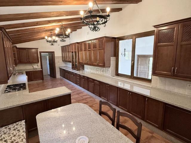 Chalet en venta en Bonillo El. FINCA EXCLUSIVA EN SOTUELAMOS 727 m² DE LUJO Y CONFORT EN PLENA NATURALEZA. Chalets Bonillo.