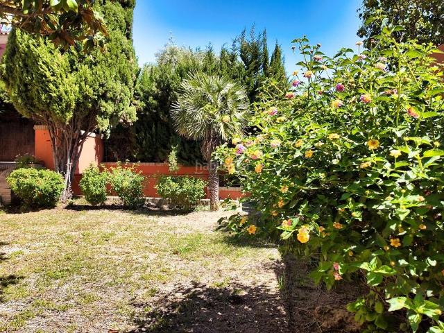 Chalet en venta en Bormujos, El Zaudín Club de Golf. Un chalet único en una de las urbanizaciones más prestigiosa de Sevilla. Chalets.
