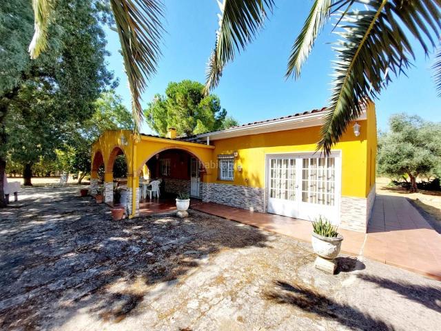 Chalet en venta en Badajoz, Dehesilla de Calamón Campomanes. Chalet en venta en Dehesilla Calamon, 3 dormitorios. Chalets.