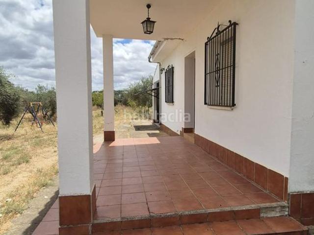 Chalet en venta en Badajoz, Las Vaguadas. Chalet en venta en Corazón de Jesús, 4 dormitorios. Chalets.