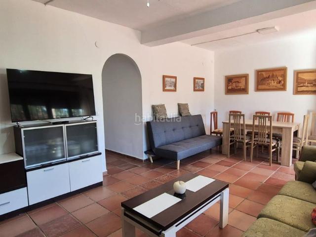 Chalet en venta en Badajoz, Las Vaguadas. PRECIOSO CHALET EN LA URBANIZACIÓN EL MANANTÍO. Chalets.