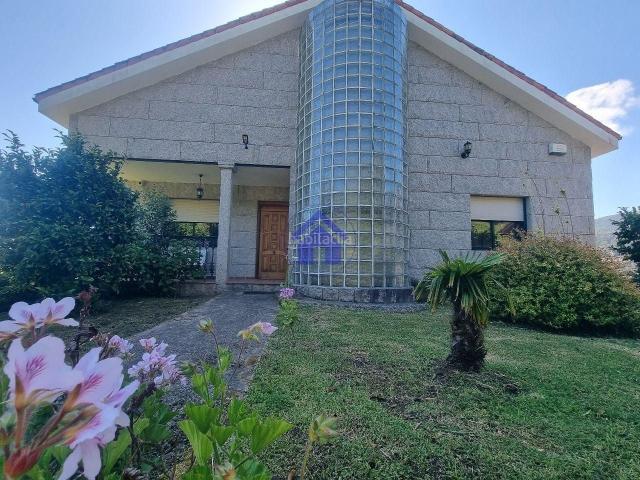 Chalet en venta en Baiona. Chalets.