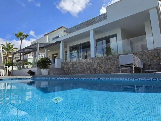 Chalet en venta en Baleares Calvià, Santa Ponça. Magnífica villa en el encantador entorno de Santa Ponsa. Chalets.