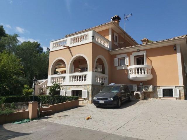 Chalet en venta en Baleares Calvià, Santa Ponça. Chalet muy mediterráneo cerca la costa con piscina, barbacoa y. Chalets.