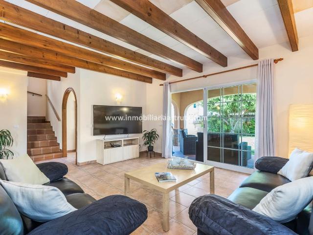 Chalet en venta en Baleares Ciutadella de Menorca, Cala Blanca. CHALET CON LICENCIA TURÍSTICA. Chalets Ciutadella de.