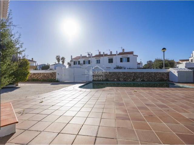 Chalet en venta en Baleares Ciutadella de Menorca, Cala Blanca. Chalet individual con piscina privada y licencia turística en Cala Blanca, Ciutadella, Menorca. Chalets Ciutadella de.