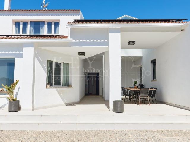 Chalet en venta en Baleares Ciutadella de Menorca, Cala en Blanes. Villa con Apartamento Independiente. Chalets Ciutadella de.