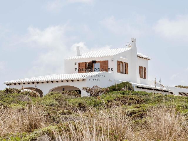 Chalet en venta en Baleares Ciutadella de Menorca, Cala Morell. Impresionante villa de estilo menorquín en Cala Morell Menorca. Chalets Ciutadella de.