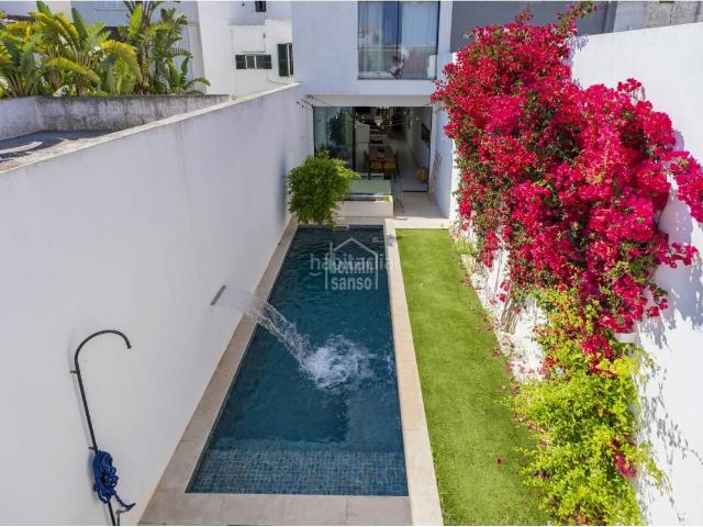 Chalet en venta en Baleares Ciutadella de Menorca, Ciutadella. Espectacular casa reformada en el corazón de Ciutadella, lista para entrar a vivir, Menorca. Chalets Ciutadella de.