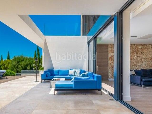 Chalet en venta en Baleares Alcúdia, Bacarés Manresa Bonaire. Una villa de lujo en Bonaire, Alcudia, con unas vistas impresionantes al mar, a la costa y a las montañas de Formentor. Chalets.