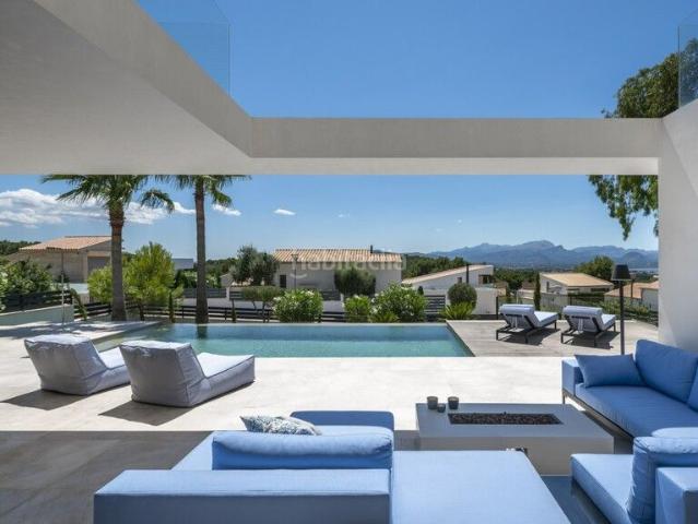 Chalet en venta en Baleares Alcúdia, Bacarés Manresa Bonaire. Elegante villa costera con vistas al mar en venta en Bonaire, al norte de Mallorca. Chalets.