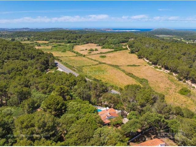 Chalet en venta en Baleares Es Mercadal, Es Mercadal Poble. Casa rural reformada con piscina y licencia turística. Chalets Es.