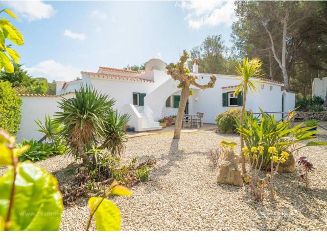 Chalet en venta en Baleares Es Mercadal, Port d´Addaia. Chalet de estilo mediterráneo ubicado cerca del puerto Port Addaia. Chalets Es.