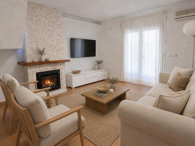 Chalet en venta en Baleares Llucmajor, Badia Blava Badia Gran Tolleric. Chalet pareado con piscina y vistas a la bahía de Palma en Badia Gran. Chalets.