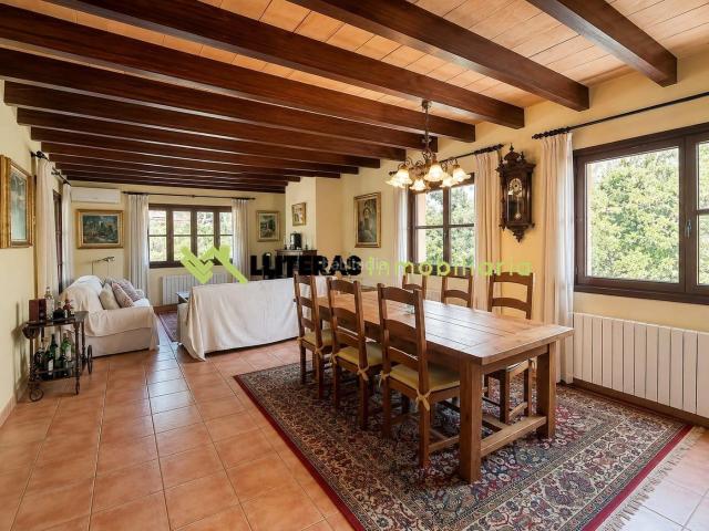 Chalet en venta en Baleares Mancor de la Vall. Mancor de la Vall Donde el encanto de Mallorca se convierte en hogar. Chalets Mancor de la.