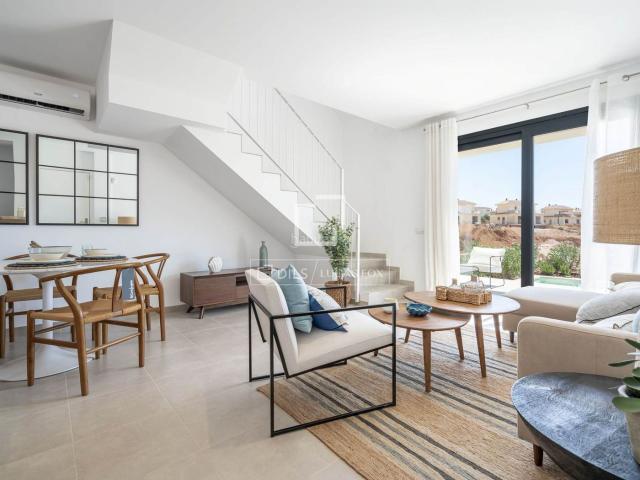 Chalet en venta en Baleares Manacor, Cala Magrana Cala Anguila Cala Mendia. Casa villa Obra nueva de 2 dormitorios con 111m de jardín en venta en Manacor. Chalets.