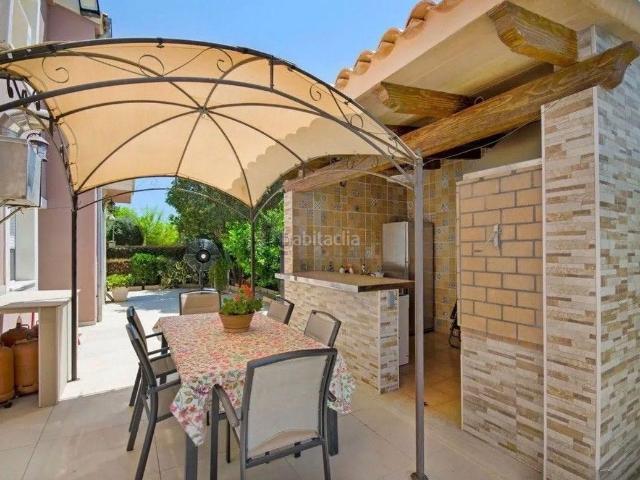 Chalet en venta en Baleares Manacor, Manacor Centre. Exclusiva casa señorial con piscina y jardín en Manacor. Chalets.