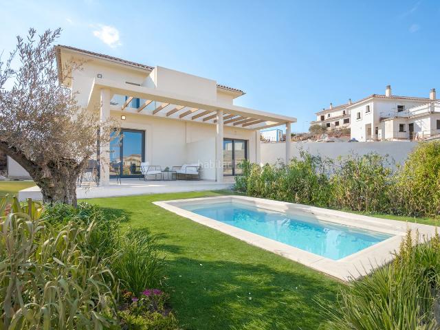 Chalet en venta en Baleares Manacor, S´Illot Cala Morlanda. Villas Sunrise Bay Residences en la Costa de Mallorca. Chalets.