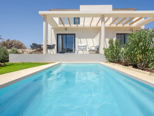 Chalet en venta en Baleares Manacor, S´Illot Cala Morlanda. Villas Sunrise Bay Residences en la Costa de Mallorca. Chalets.