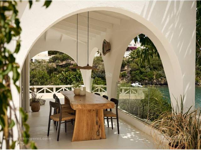 Chalet en venta en Baleares Maó Mahón, Cala Llonga Sa Mesquida. Exclusiva villa en primera línea de mar en Mahón, Menorca. Chalets Maó.
