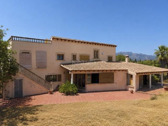Chalet en venta en Baleares Marratxí, Es Garrovers. Villa de campo elegante con piscina en venta en Marratxí, cerca de Palma, Mallorca. Chalets.