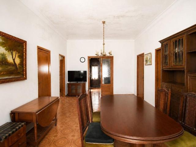 Chalet en venta en Baleares Muro. Casa de pueblo con garaje y patio en Muro. Chalets.