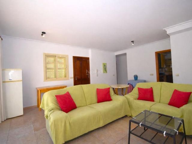 Chalet en venta en Baleares Muro. Chalet pareado cerca de la playa en Playa de Muro. Chalets.