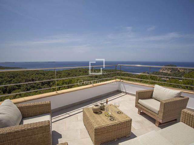 Chalet en venta en Baleares Sant Antoni de Portmany. Casa villa de 6 dormitorios en venta en San Antonio, Islas Baleares. Chalets Sant Antoni de.