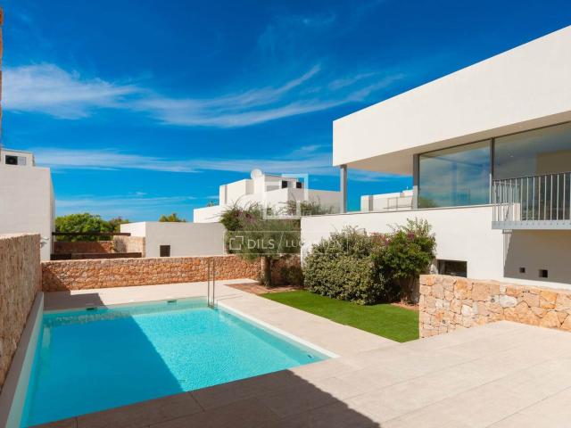 Chalet en venta en Baleares Sant Josep de sa Talaia, Cala Vedella Cala Tarida. Casa villa de obra nueva de 5 dormitorios en venta en San José, Islas Baleares. Chalets Sant Josep de sa.