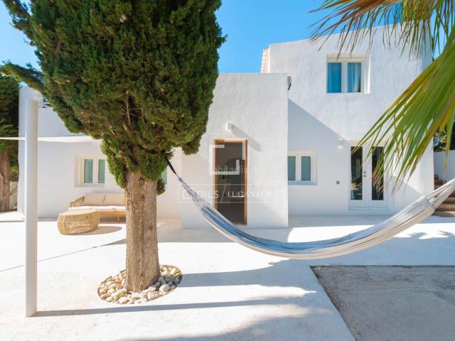 Chalet en venta en Baleares Sant Josep de sa Talaia, Sant Jordi de Ses Salines Sant Francesc. Casa villa de 6 dormitorios en venta en San José, Islas Baleares. Chalets Sant Josep de sa.