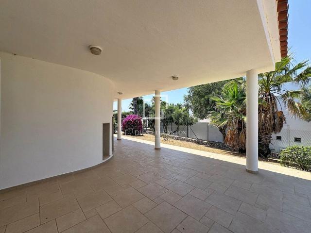 Chalet en venta en Baleares Sant Lluís, Binibèquer. En Exclusiva espectacular villa de 4 dormitorios en venta en Sant Lluís. Chalets Sant.