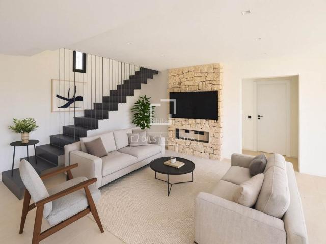 Chalet en venta en Baleares Santa Eulària, Cap Martinet. Casa villa en excelentes condiciones de 3 dormitorios en venta en Ibiza ciudad. Chalets Santa.