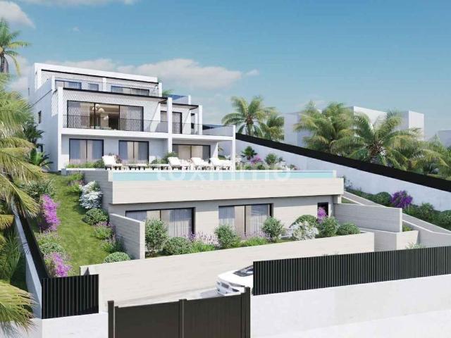 Chalet en venta en Baleares Santa Eulària, Jesús. Impresionante chalet contemporáneo de 5 dormitorios en Jesús. Chalets Santa.