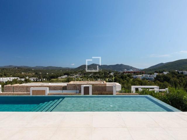 Chalet en venta en Baleares Santa Eulària, Roca Llisa. Villa de obra nueva de 4 dormitorios con espacio exterior de 245 m en venta en Santa Eulalia. Chalets Santa.