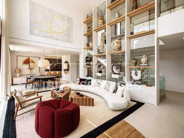 Chalet en venta en Baleares Santa Eulària, Roca Llisa. Oportunidad Exclusiva en Roca Llisa Tu Hogar Soñado en Ibiza a Precio de PreVenta!. Chalets Santa.