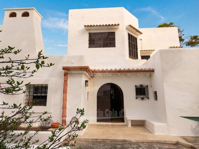 Chalet en venta en Baleares Santanyí, Cala d´Or. Fantástica villa con piscina y dos solares en el casco antiguo de Cala dOr. Chalets.