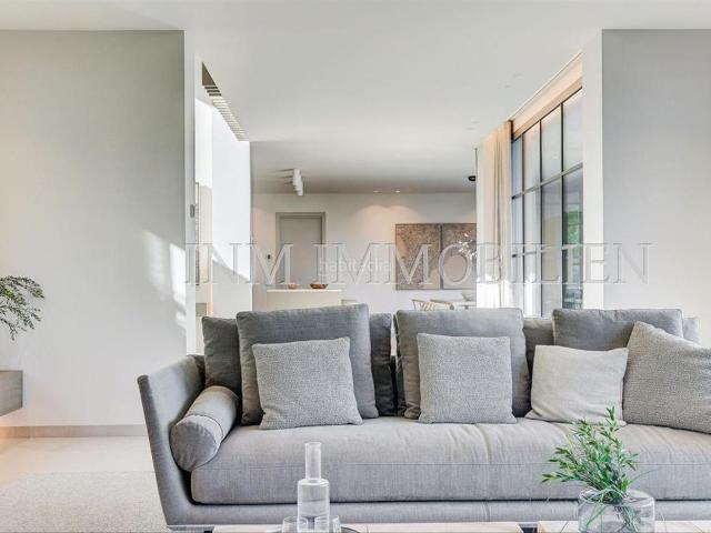 Casa en venta en Baleares Palma de Mallorca, La Bonanova. Chalet de obra nueva en Palma La Bonanova con vistas al Castell de Bellver. Casas Palma de.
