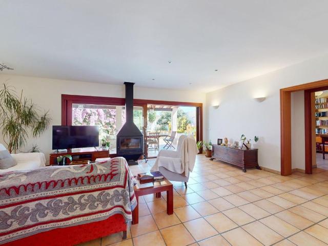 Chalet en venta en Baleares Palma de Mallorca, Son Serra Sa Vileta. Fantástica vivienda unifamiliar reformada, con piscina, terrazas y vistas panorámicas en La Vileta. Chalets Palma de.