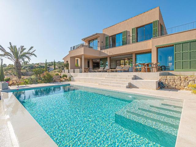 Chalet en venta en Baleares Palma de Mallorca, Puntiró. Exclusiva villa de lujo en Puntiró la esencia del Mediterráneo reinterpretada con elegancia contemporánea. Chalets Palma de.