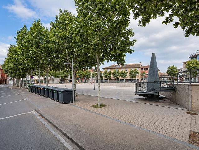 Chalet en venta en Banyoles, de 295 m² 4 habitaciones por 350.000