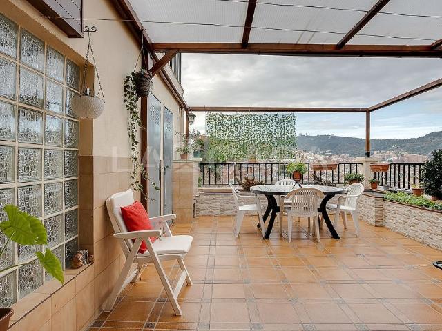 Chalet en venta en Barcelona, de 72 m² 2 habitaciones por 499.000