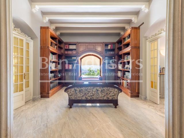 Chalet en venta en Barcelona, Sant Gervasi Bonanova. Espectacular villa modernista catalogada con vistas panorámicas en La Bonanova. Chalets.